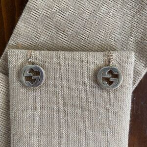 Gucci Interlocking Textured Silver Stud Earrings